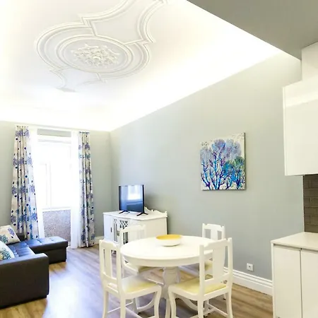 Castelo Apartment *