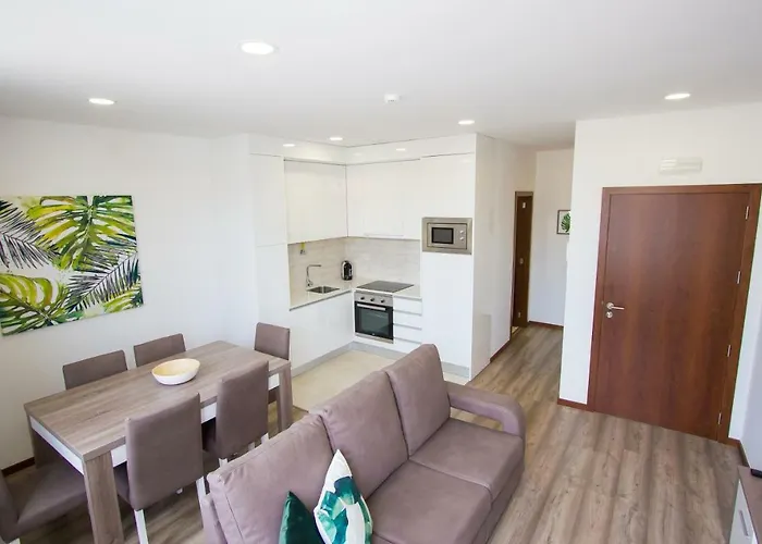 Castelo Апартаменты *