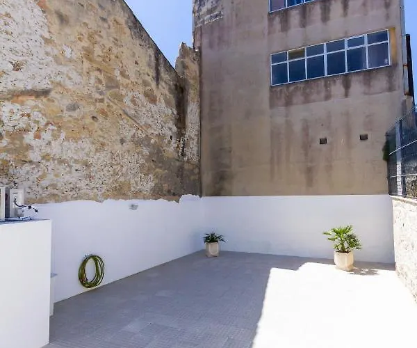 Castelo * Повуа-ди-Варзин