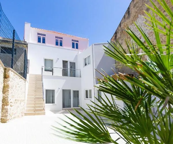 Castelo Повуа-ди-Варзин